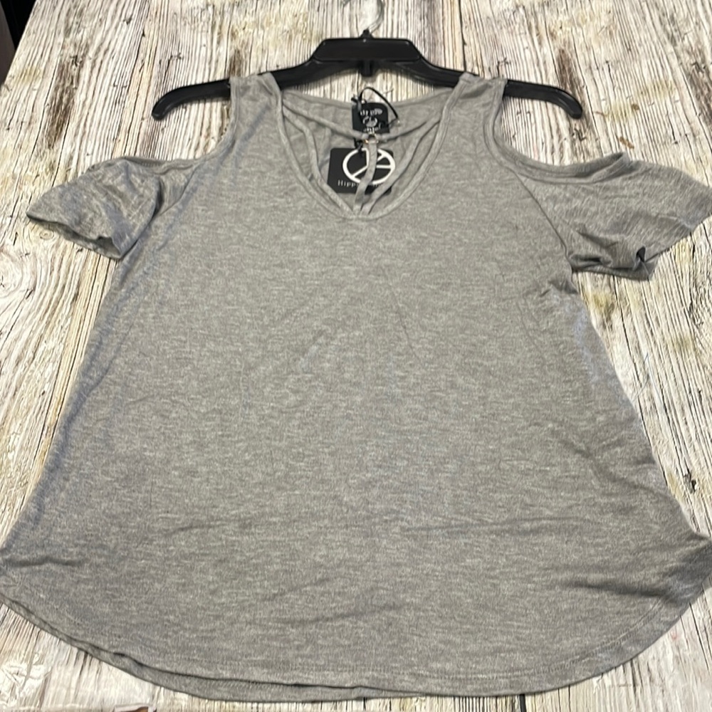 NWT Hippie Chic criss cross front shirt, size MEDIUM